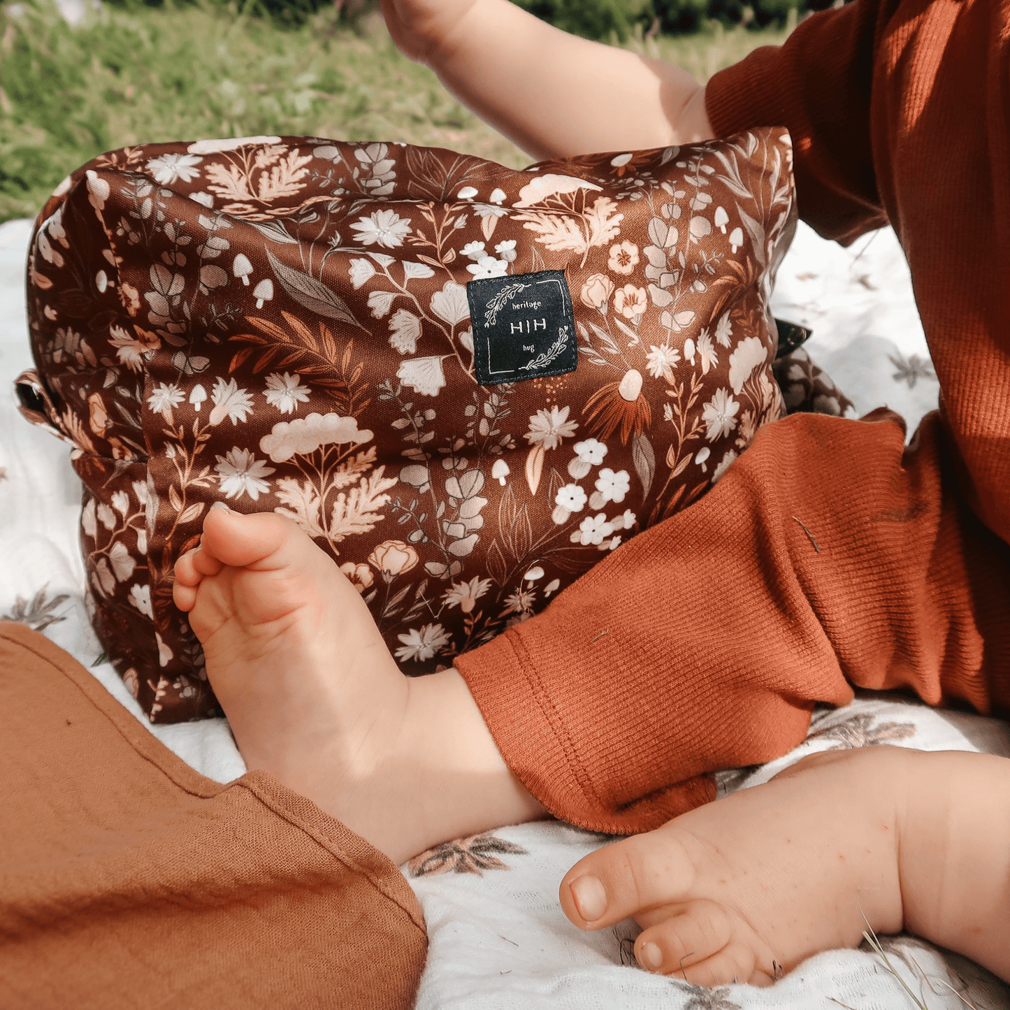 Earthy Whispers diaper pod - heritagehug