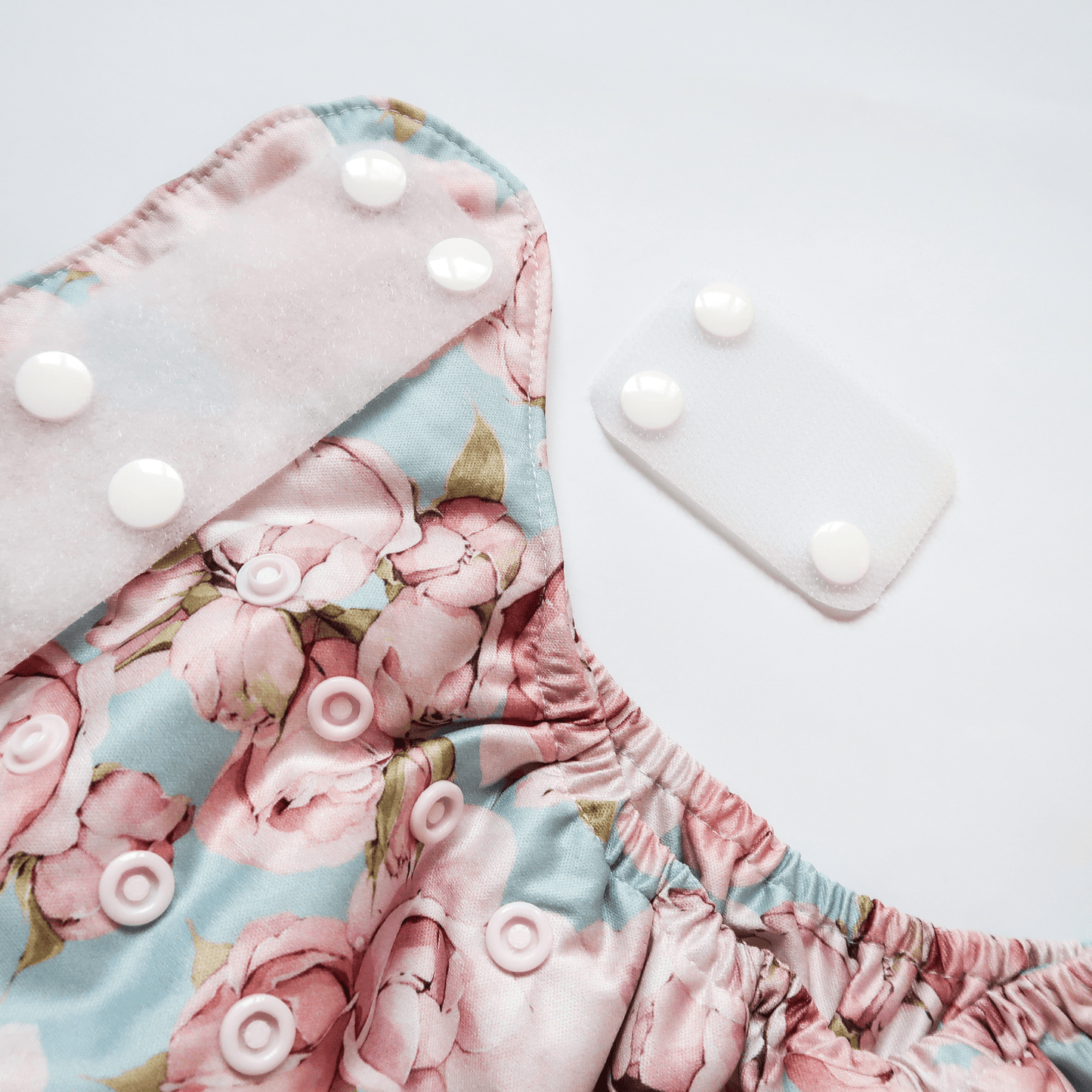 Attachable Velcro band - heritagehug